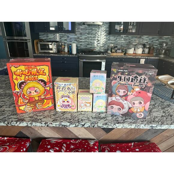 BLIND BOX #44/5 ITEMS - Picture 3 of 7